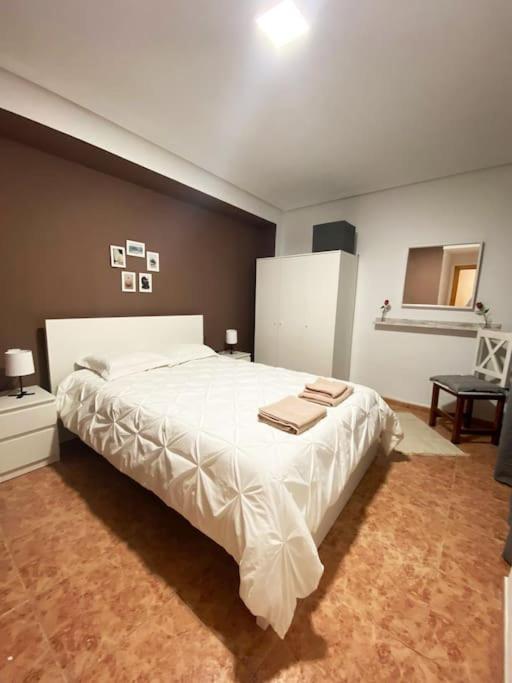 Appartement In Spacious Flat In Valencia