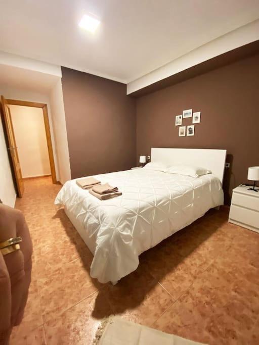 Apartamento In Spacious Flat In *