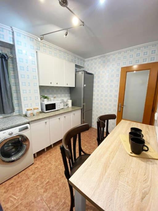 In Spacious Flat In Appartement Valence